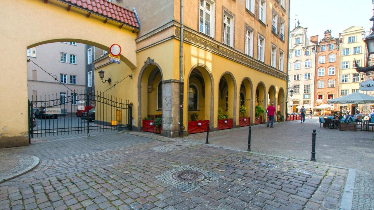 Old Town Dlugi Targ Apartment *